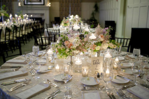 elegant table setting